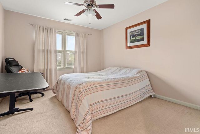 3022 Southern Trace Drive, Newburgh, IN 47630