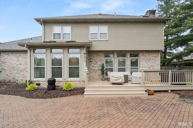 3022 Southern Trace Drive, Newburgh, IN 47630