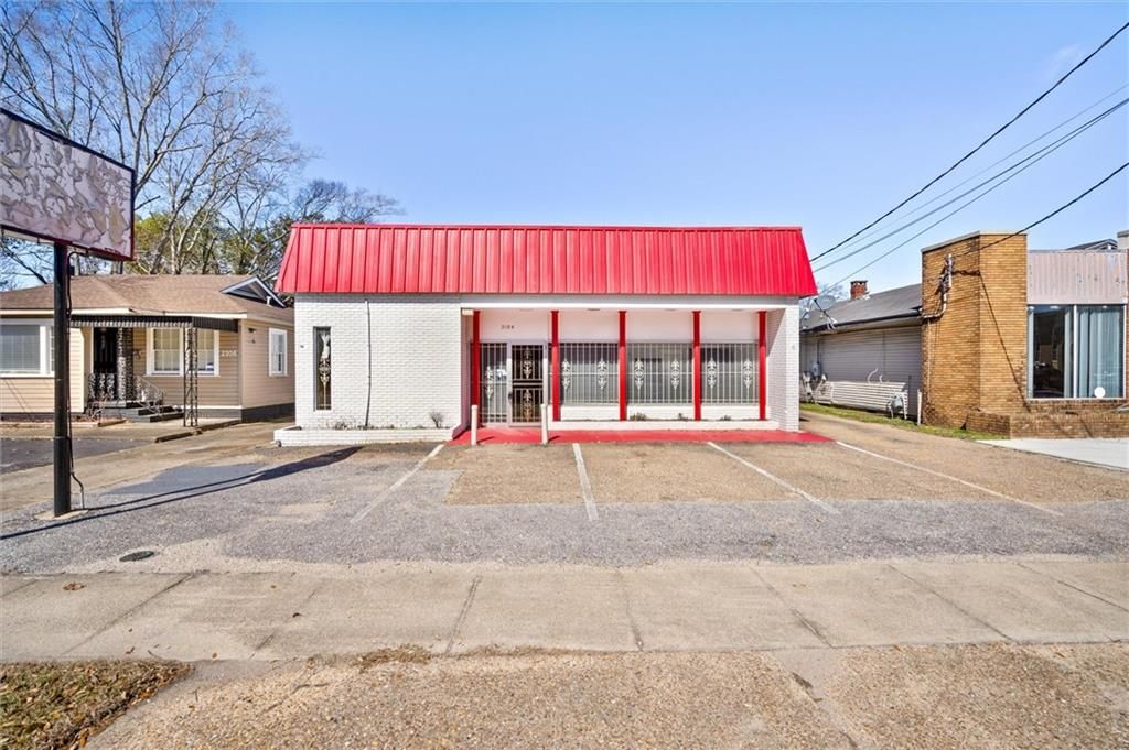 2104 Government Street, Mobile, AL 36606 — exterior