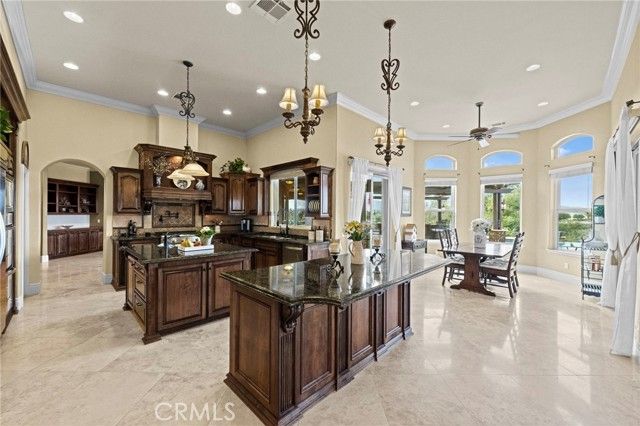 21051 Via Sevilla, Murrieta, CA 92562