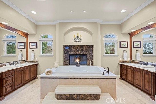 21051 Via Sevilla, Murrieta, CA 92562