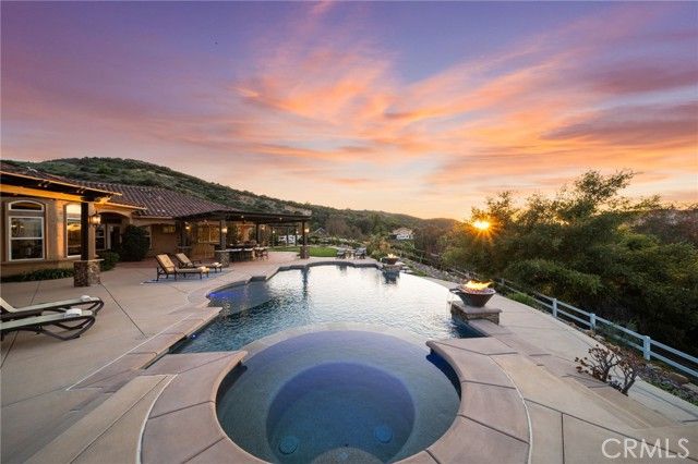 21051 Via Sevilla, Murrieta, CA 92562