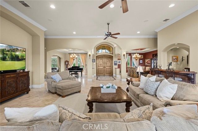 21051 Via Sevilla, Murrieta, CA 92562