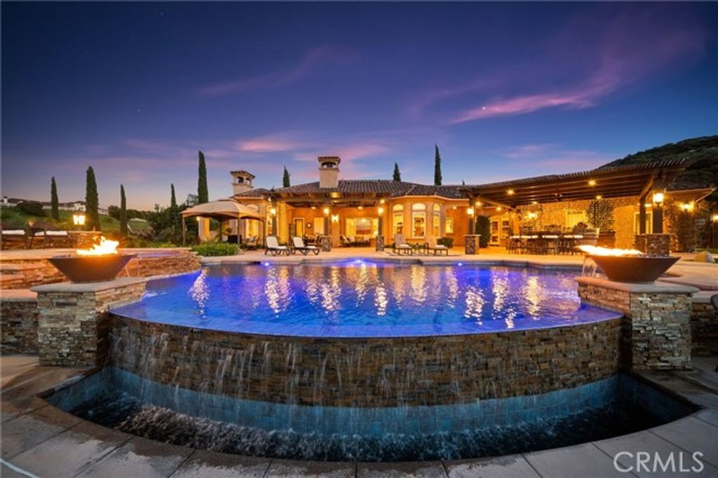 21051 Via Sevilla, Murrieta, CA 92562