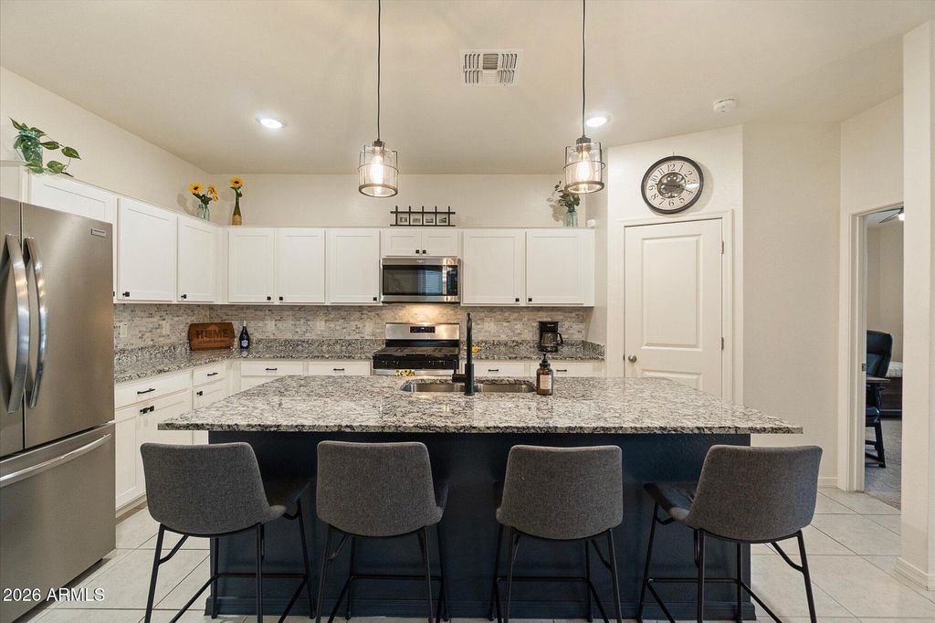 10213 S 57th Drive, Laveen, AZ 85339 — photo 5