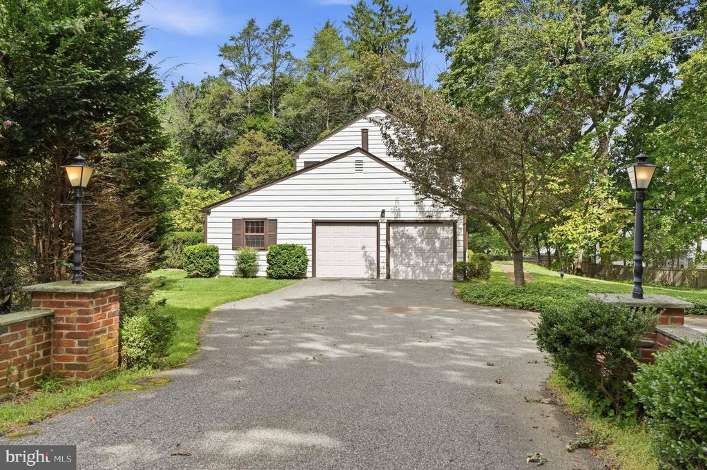 427 OLD EAGLE SCHOOL RD, Wayne, PA 19087 — photo 2
