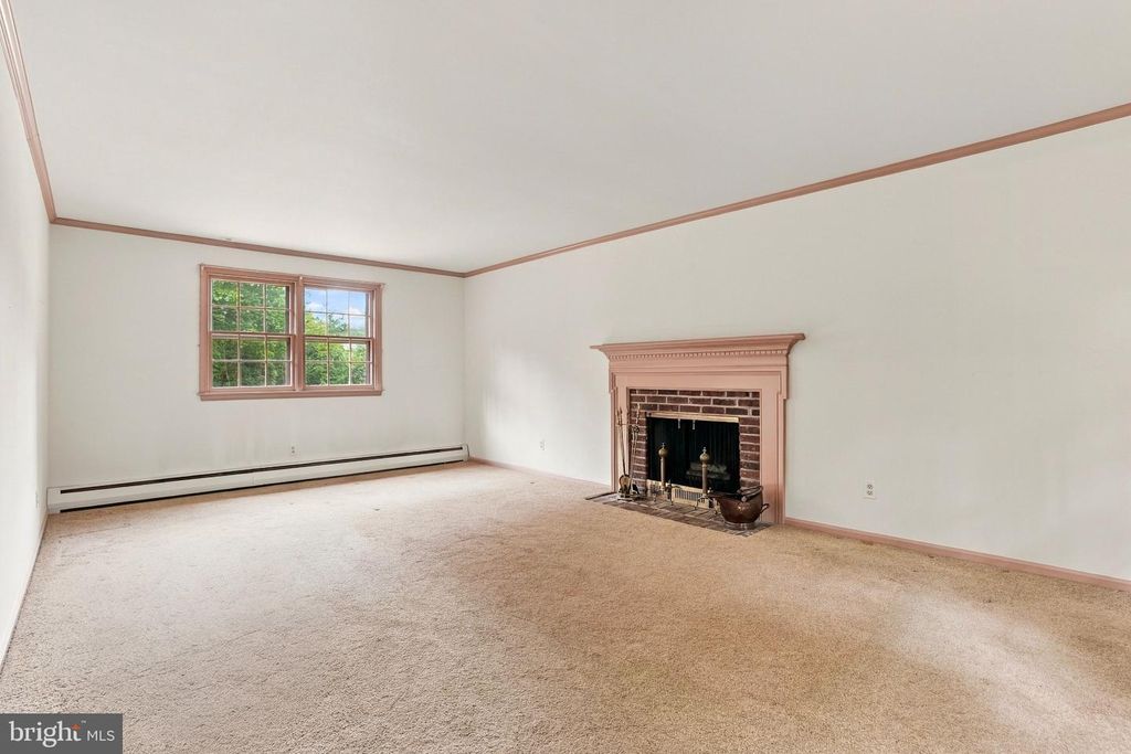 427 OLD EAGLE SCHOOL RD, Wayne, PA 19087 — photo 4