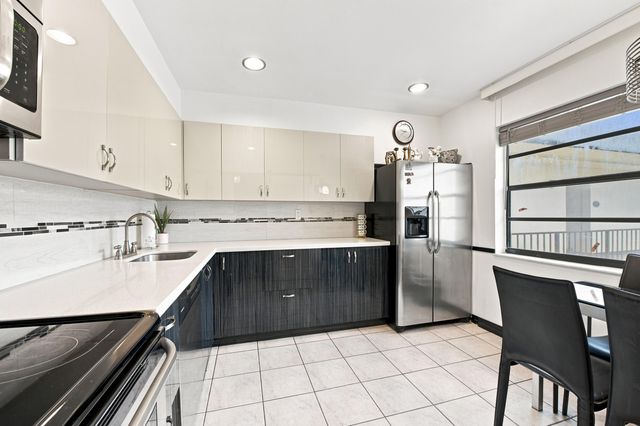 226 Capri E 226, Delray Beach, FL 33484