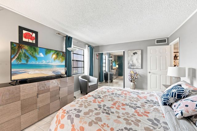 226 Capri E 226, Delray Beach, FL 33484