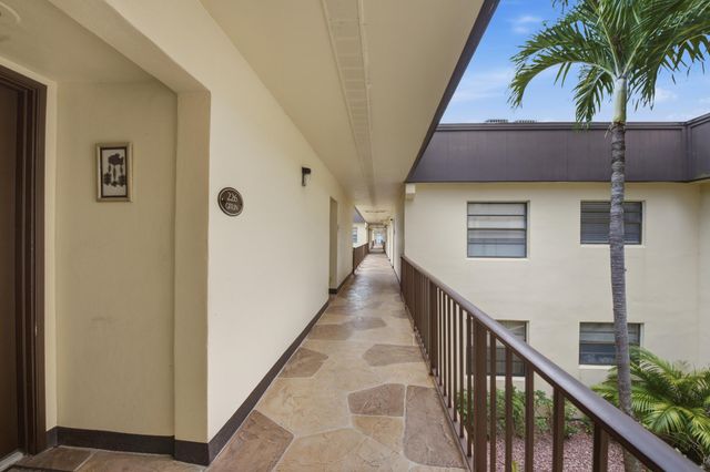 226 Capri E 226, Delray Beach, FL 33484