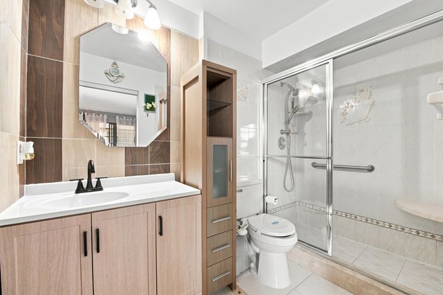 226 Capri E 226, Delray Beach, FL 33484