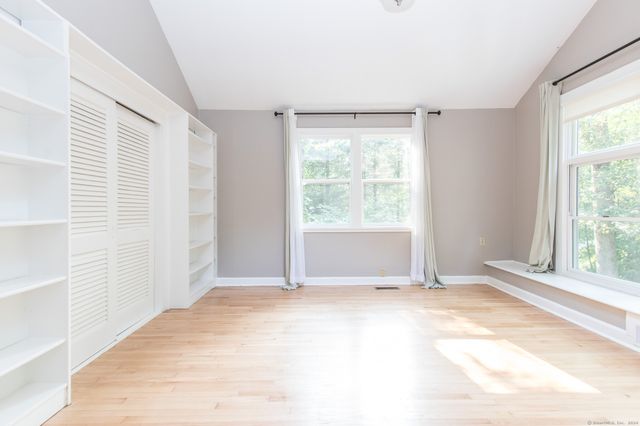 211 New Canaan Road, Wilton, CT 06897