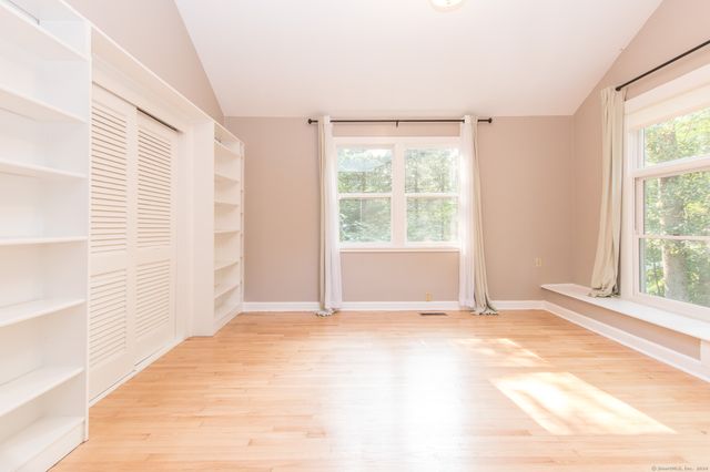 211 New Canaan Road, Wilton, CT 06897