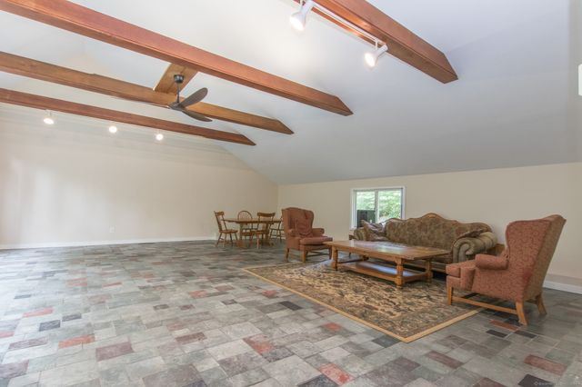 211 New Canaan Road, Wilton, CT 06897