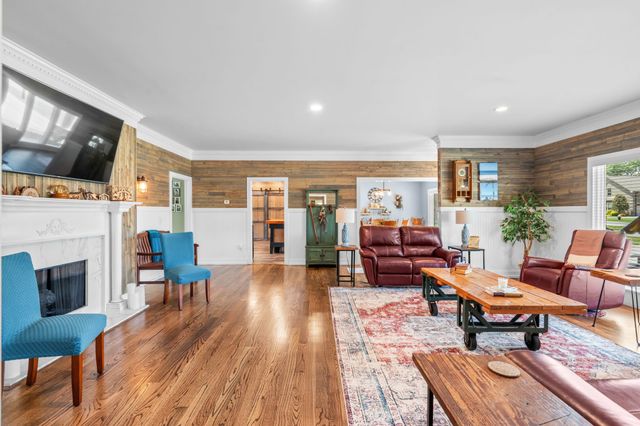 402 Fairway Trl, Springfield, TN 37172