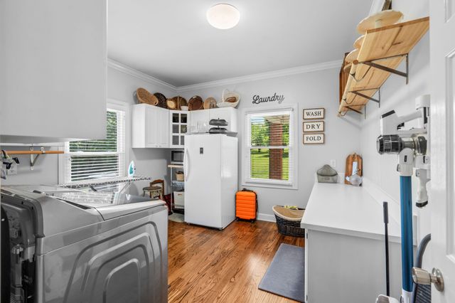 402 Fairway Trl, Springfield, TN 37172