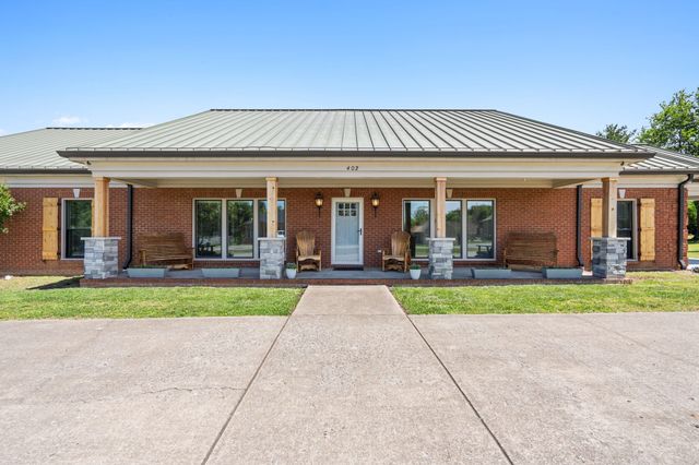 402 Fairway Trl, Springfield, TN 37172