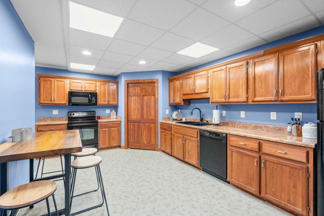 402 Fairway Trl, Springfield, TN 37172