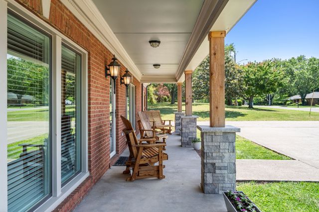 402 Fairway Trl, Springfield, TN 37172