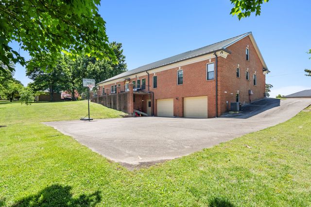 402 Fairway Trl, Springfield, TN 37172