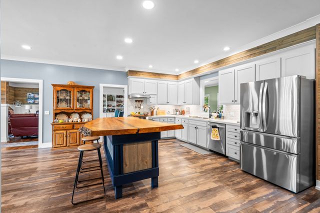 402 Fairway Trl, Springfield, TN 37172