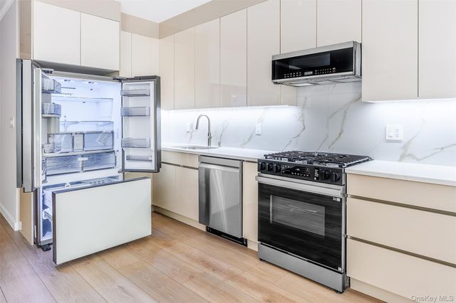 2636 E 7th Street, Brooklyn, NY 11235