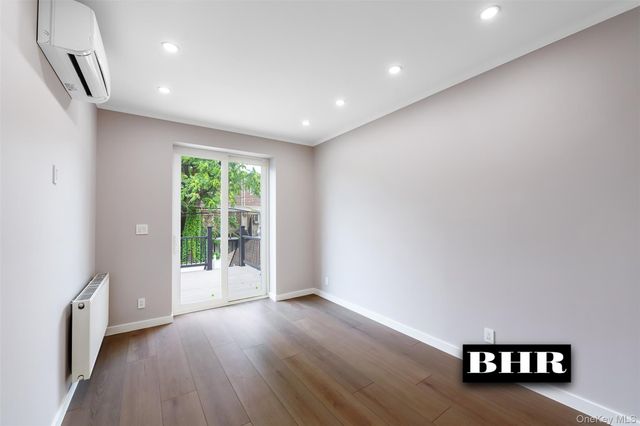 2636 E 7th Street, Brooklyn, NY 11235