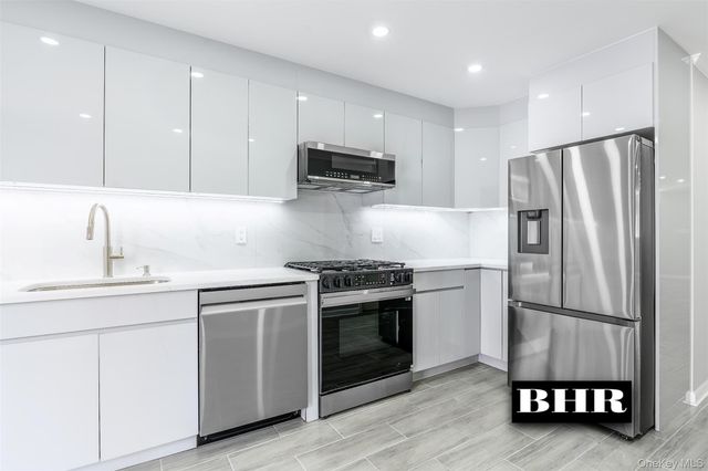 2636 E 7th Street, Brooklyn, NY 11235
