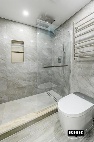 2636 E 7th Street, Brooklyn, NY 11235