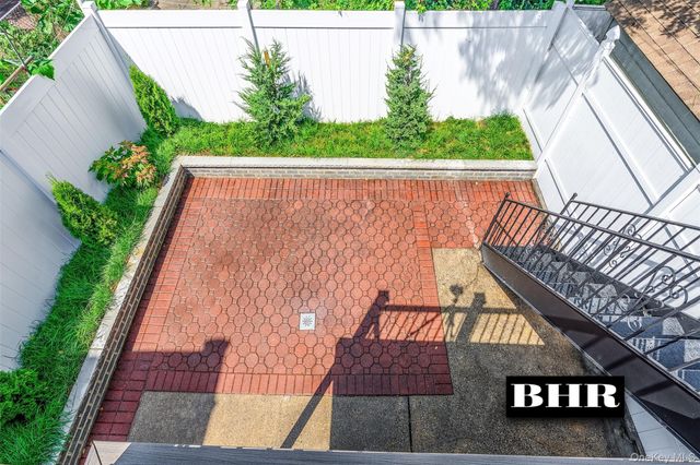 2636 E 7th Street, Brooklyn, NY 11235