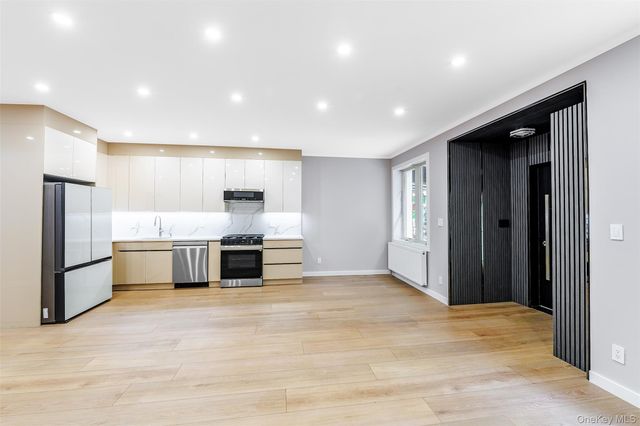 2636 E 7th Street, Brooklyn, NY 11235