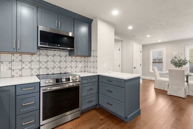 2 Northrop St, Hopedale, MA 01747