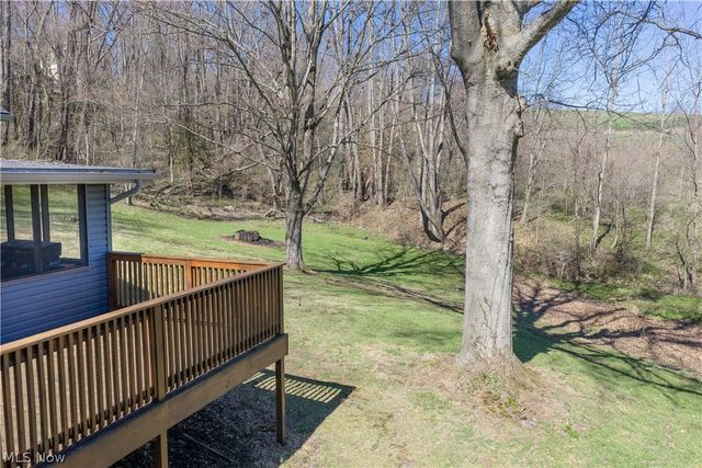 3689 Reichman Drive NW, Dover, OH 44622