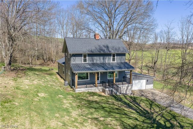 3689 Reichman Drive NW, Dover, OH 44622