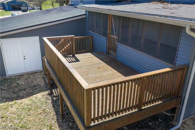 3689 Reichman Drive NW, Dover, OH 44622