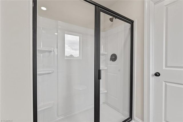 3446 Robindale Drive, Winston-salem, NC 27107