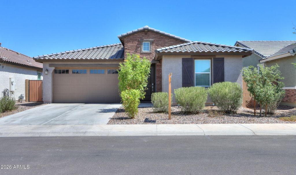 36540 W LEONESSA Avenue, Maricopa, AZ 85138 — exterior