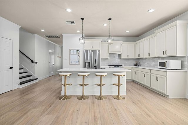 2732 Rogliano Lane, League City, TX 77573