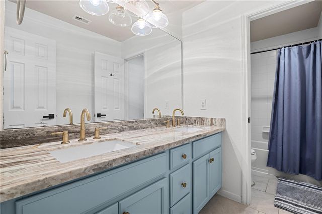 2732 Rogliano Lane, League City, TX 77573