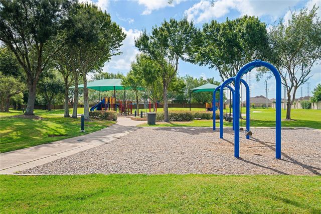 2732 Rogliano Lane, League City, TX 77573