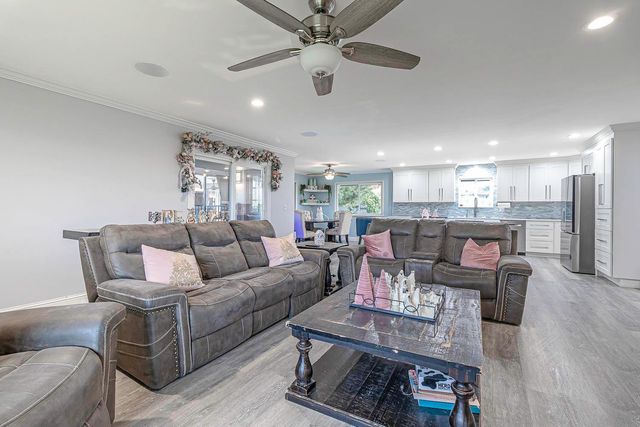 4906 Webster Rd, Oakdale, CA 95361