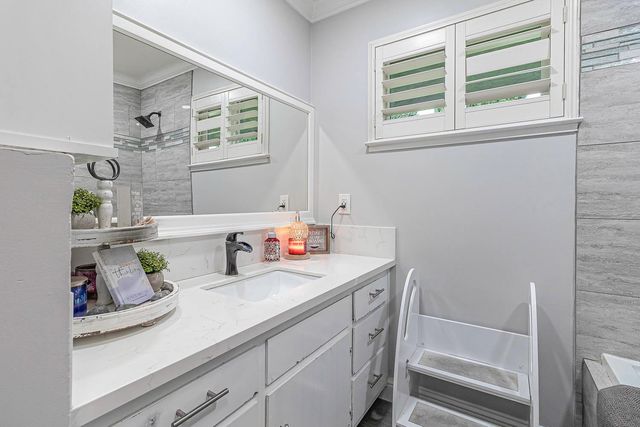 4906 Webster Rd, Oakdale, CA 95361