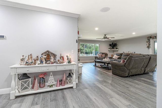 4906 Webster Rd, Oakdale, CA 95361