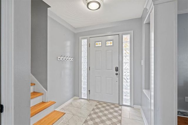 10013 Briar Drive, Overland Park, KS 66207