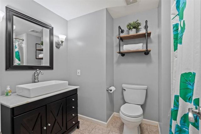 10013 Briar Drive, Overland Park, KS 66207