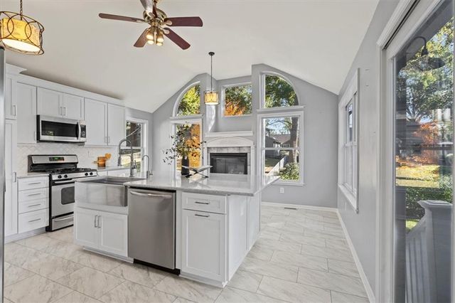 10013 Briar Drive, Overland Park, KS 66207