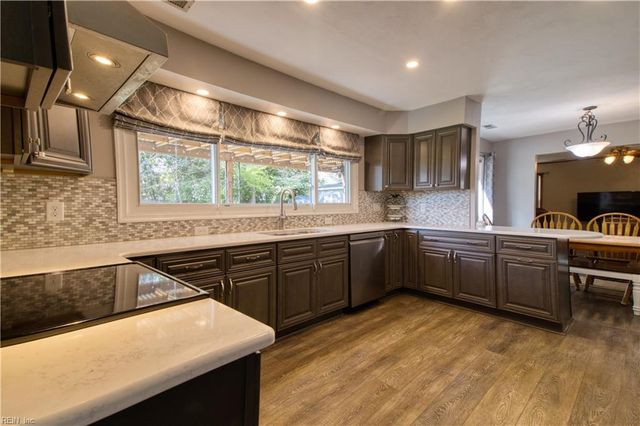 4308 Galston CT, Chesapeake, VA 23321