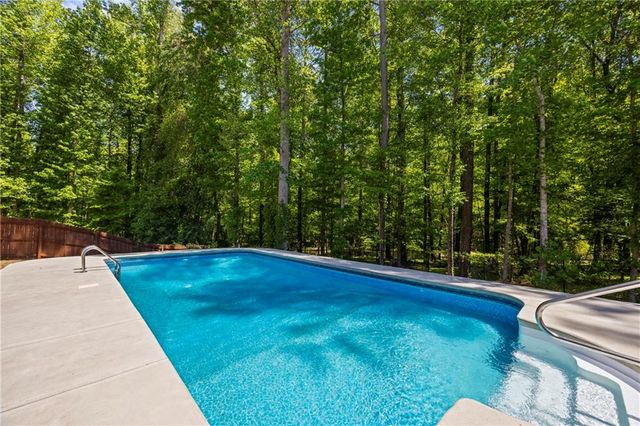 816 Mimosa Way, Jefferson, GA 30549