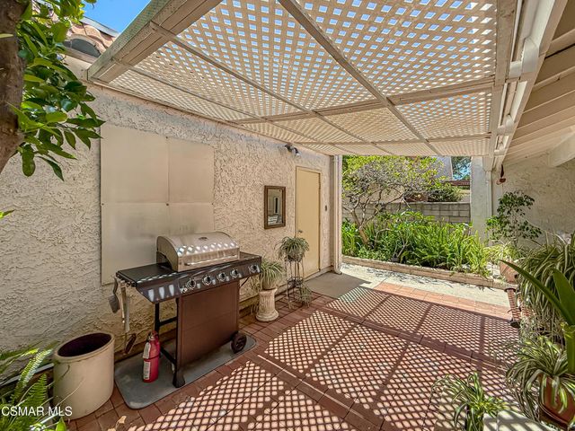 1305 Lakewood Court, Westlake Village, CA 91361