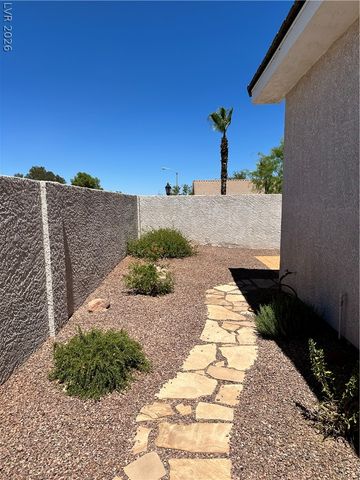 1922 Thunder Ridge Circle, Henderson, NV 89012